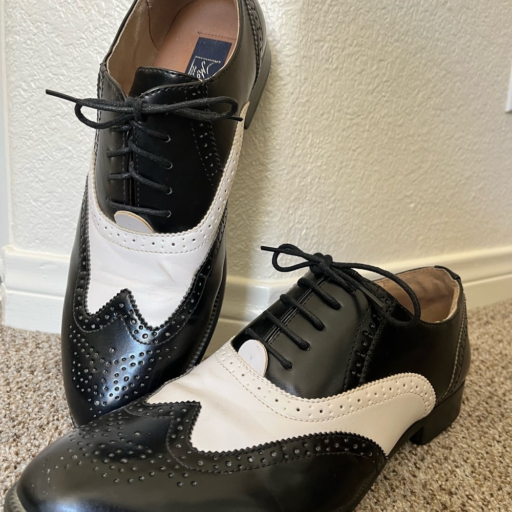 Majestic Black and White Oxfords with Brogue Detailing
